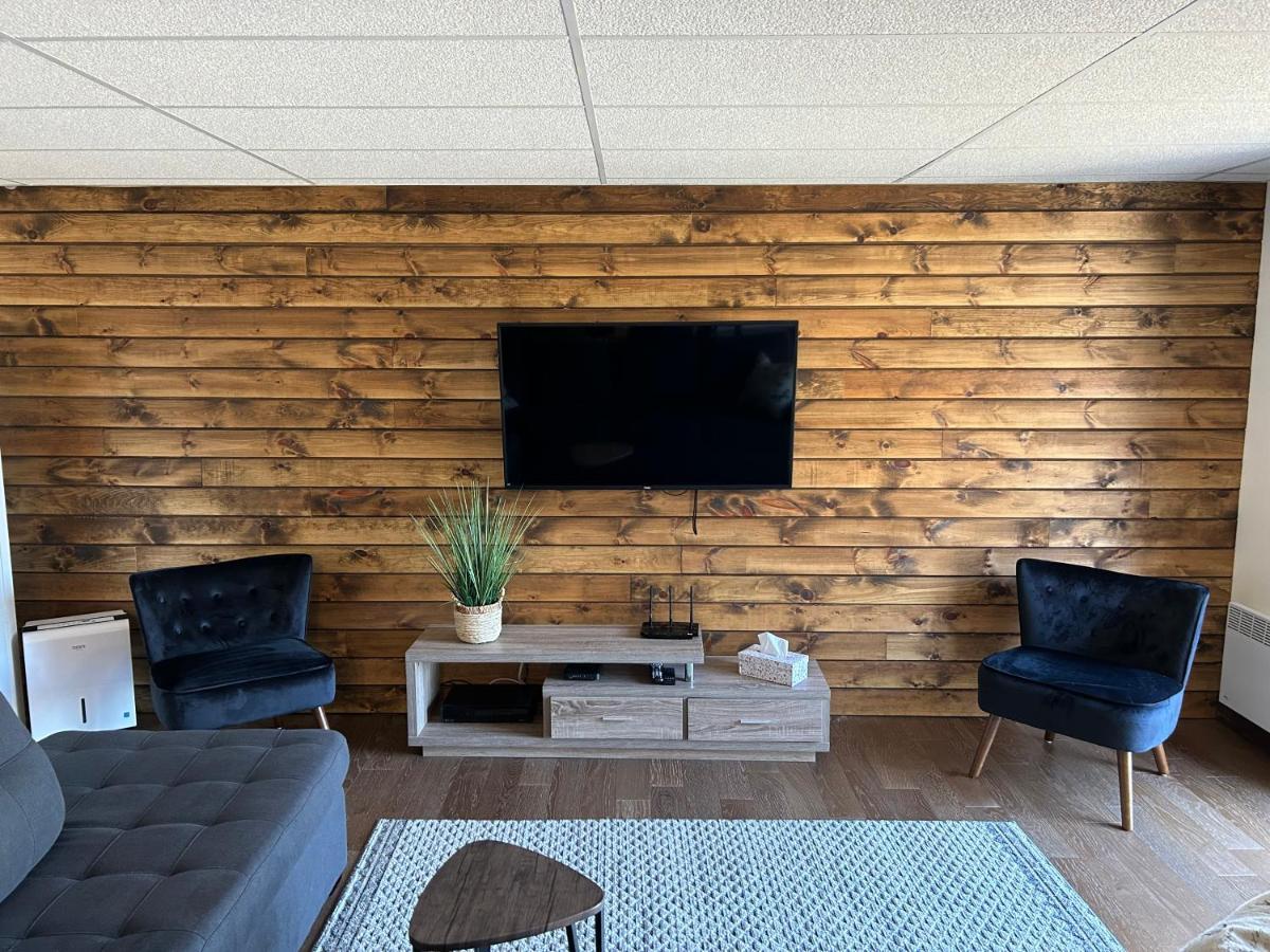 Appartement Vebron 2 à LʼAnse-Saint-Jean Extérieur photo